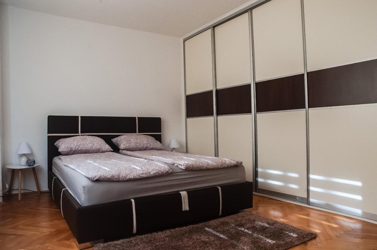 Point Apartment ซาราเยโว ภายนอก รูปภาพ